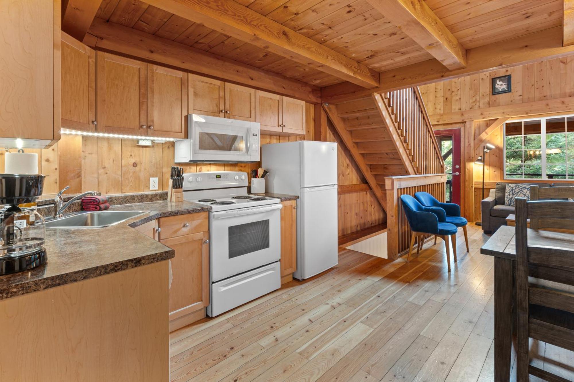 The Cabins At Terrace Beach Ucluelet Extérieur photo