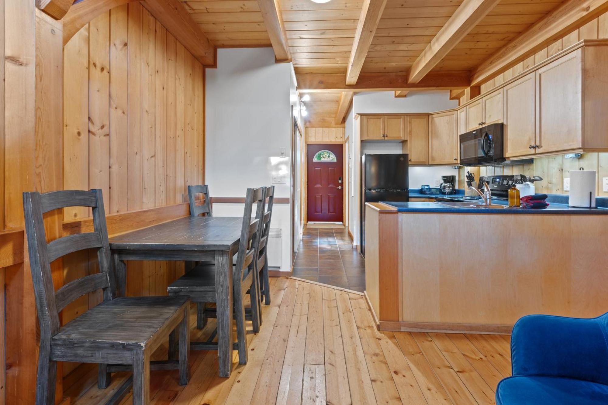 The Cabins At Terrace Beach Ucluelet Extérieur photo