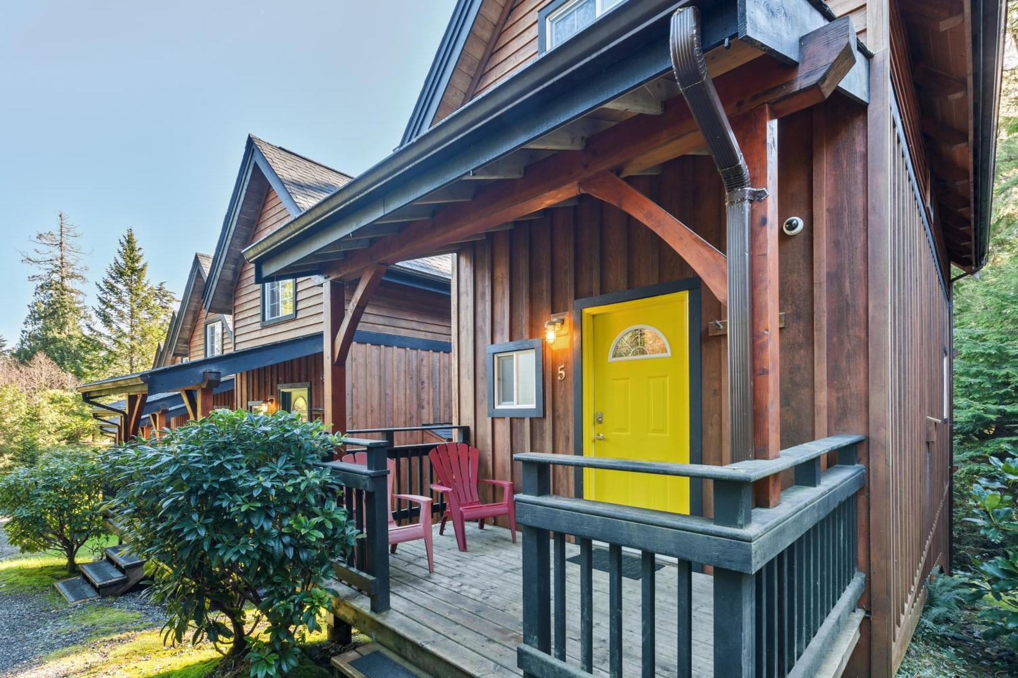 The Cabins At Terrace Beach Ucluelet Extérieur photo